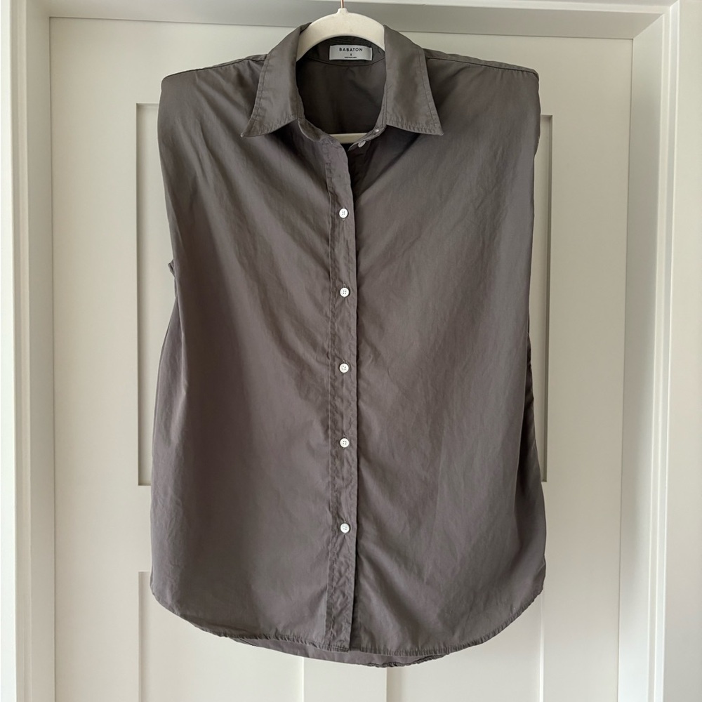 Babaton Sleeveless Button-Up Blouse Minimalist Taupe/Gray Collared Shirt Size SM - Picture 3 of 5
